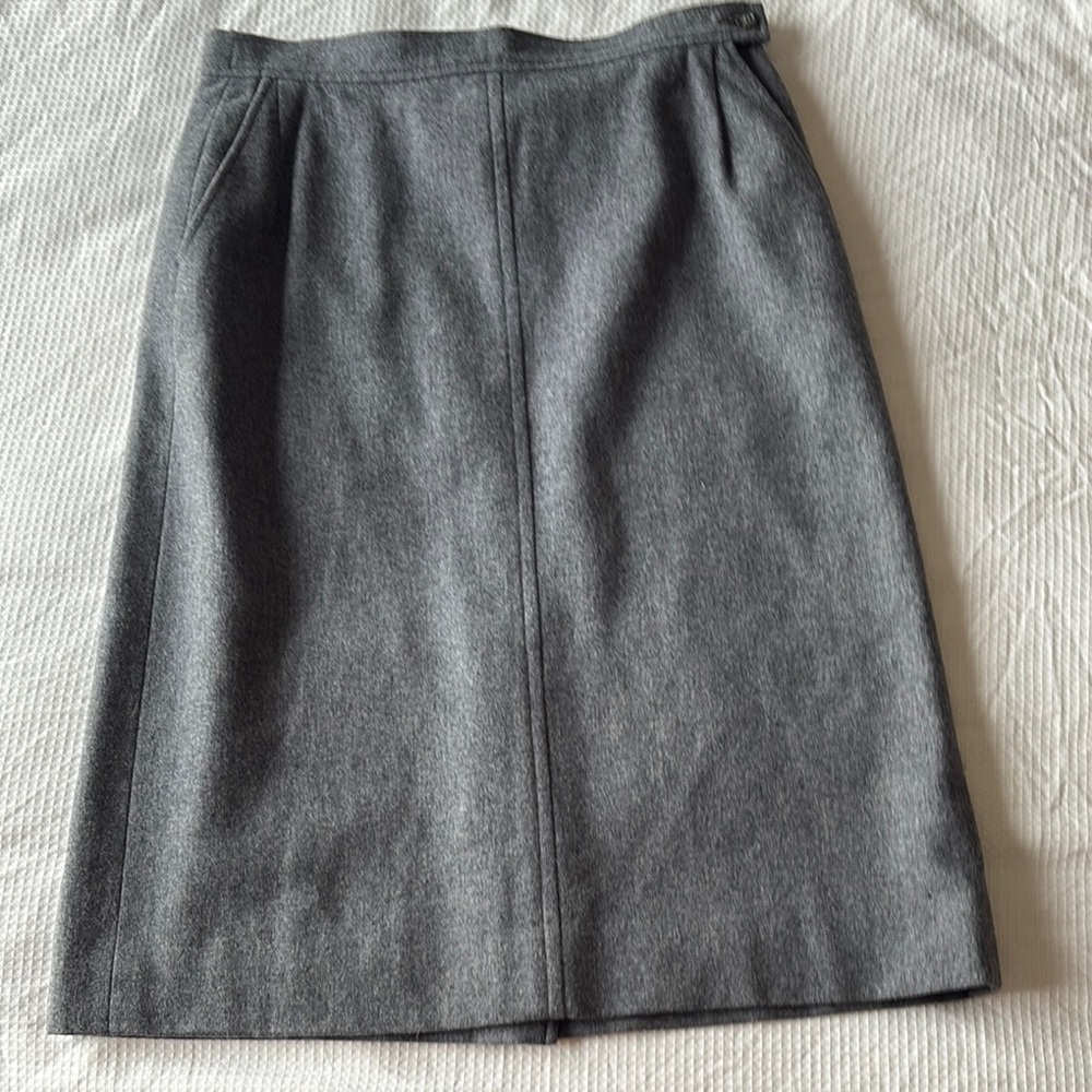 Pendleton gray Classic Gray wool Women's pencil Skirt - no tag about size 4-6